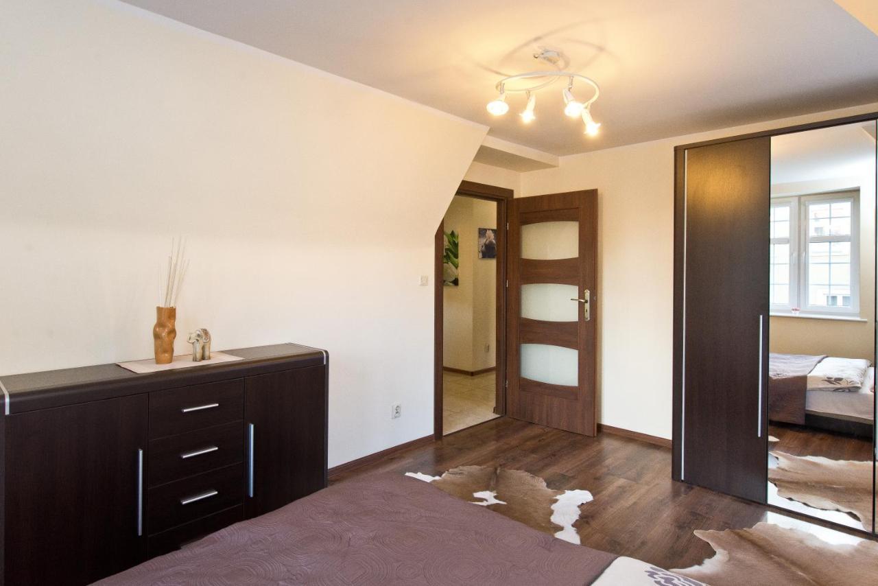 Gdanskie Apartamenty - Apartamenty Na Swietego Ducha Z 2 Sypialniami Exteriör bild