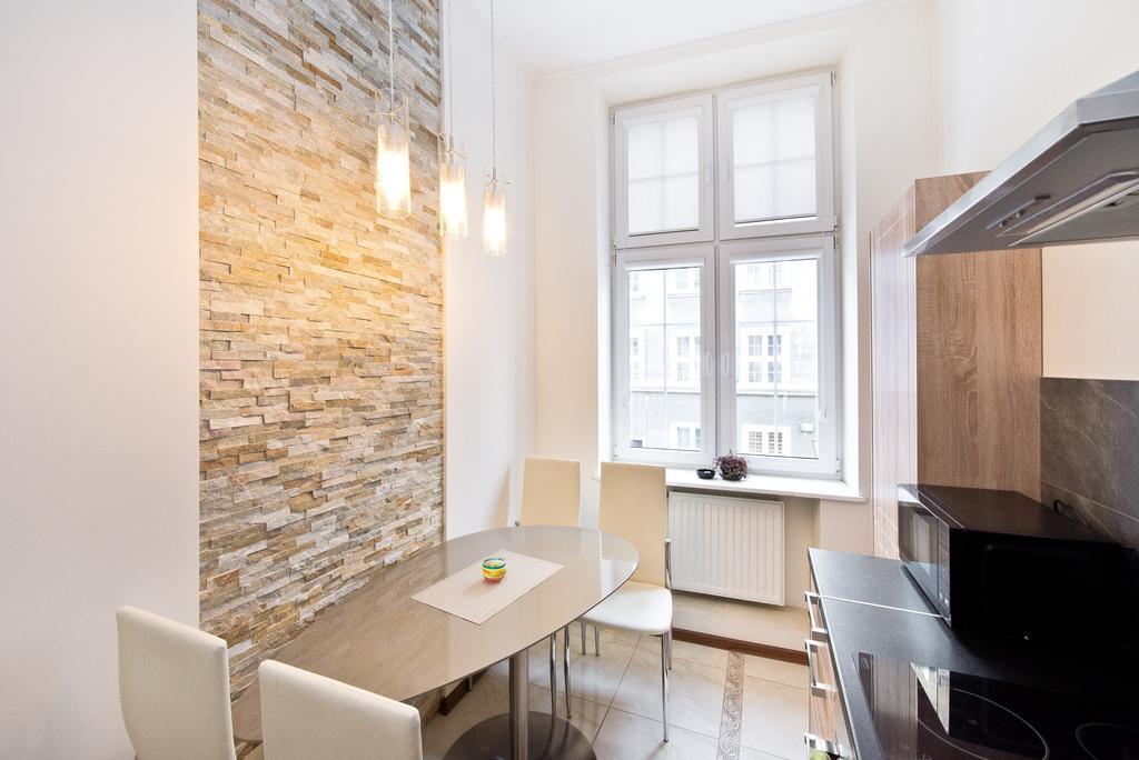 Gdanskie Apartamenty - Apartamenty Na Swietego Ducha Z 2 Sypialniami Exteriör bild